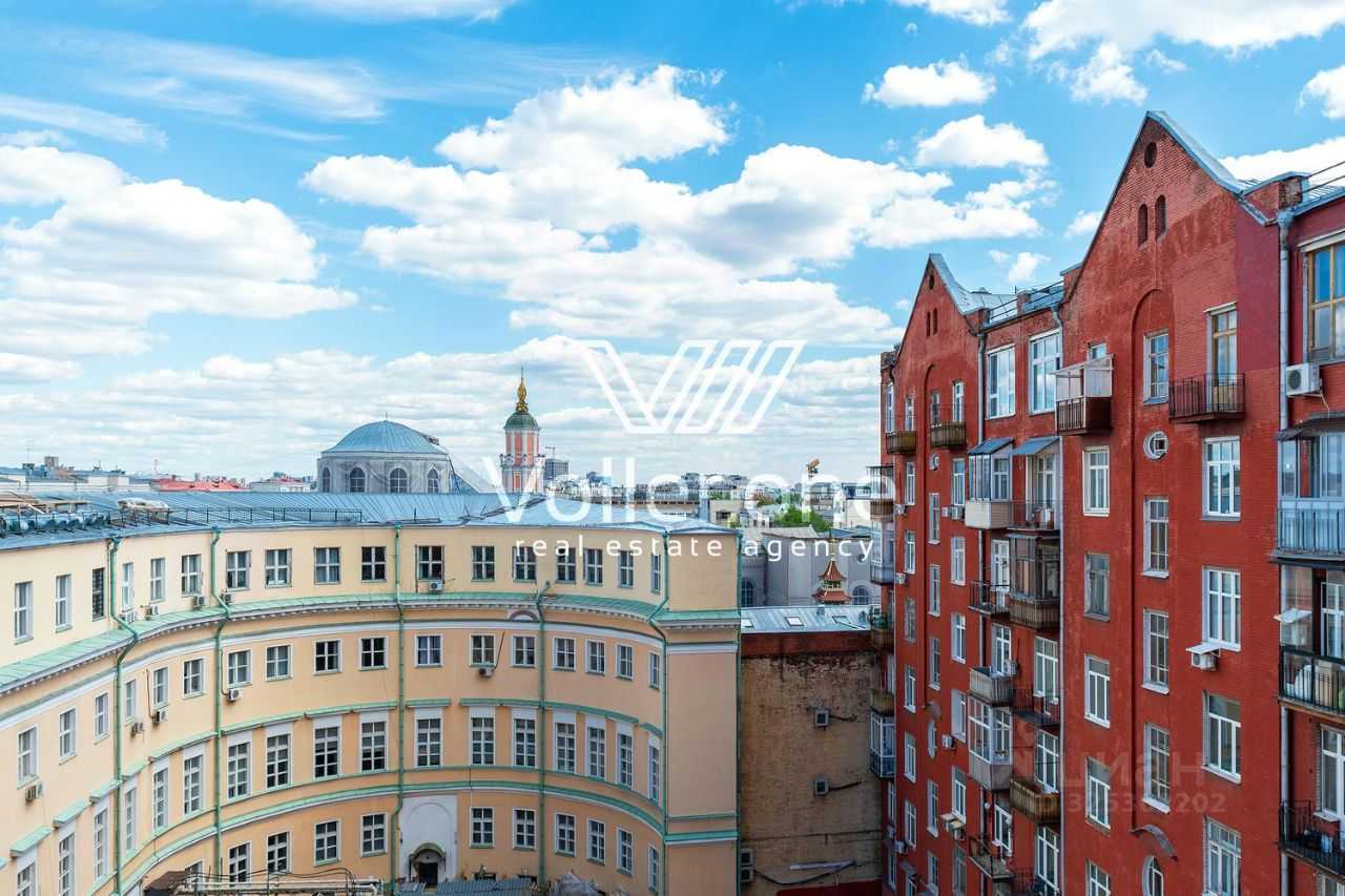 4-комнатная квартира, 151 м² — фотография 3