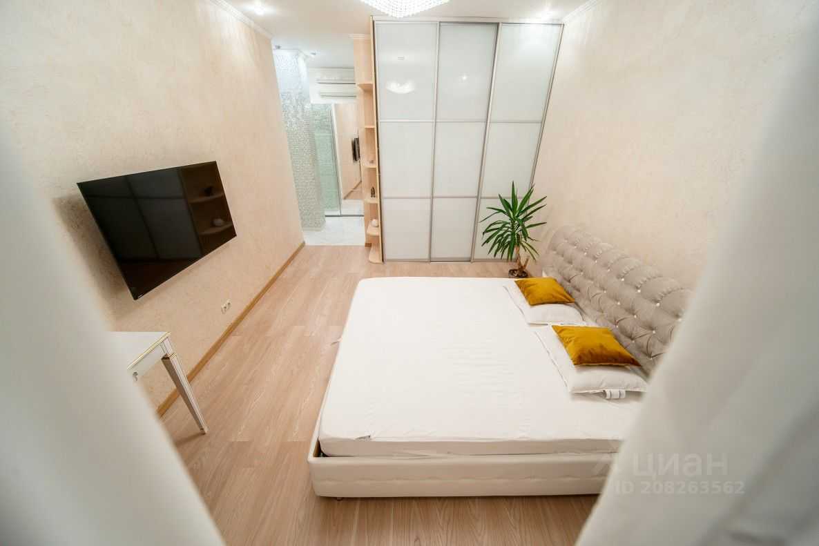 1-комнатная квартира, 53 м² — фотография 2