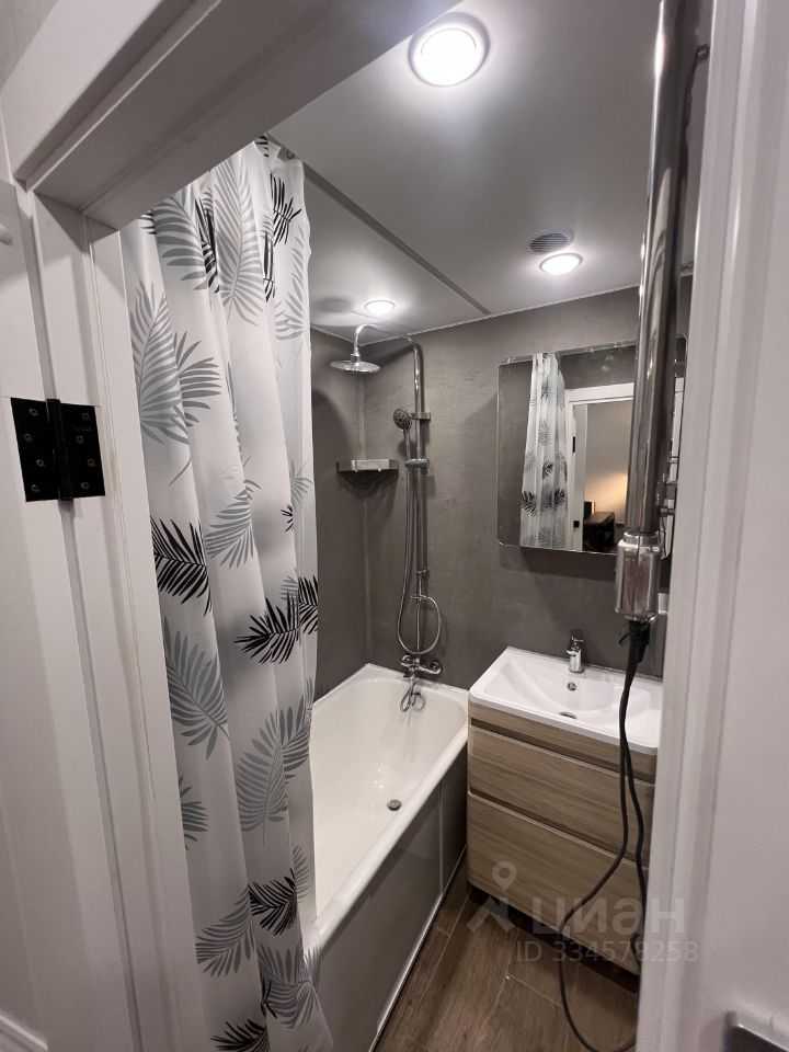 2-комнатная квартира, 37,7 м² — фотография 2