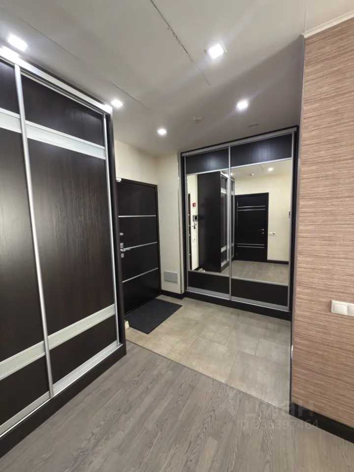 1-комнатная квартира, 52 м² — фотография 2
