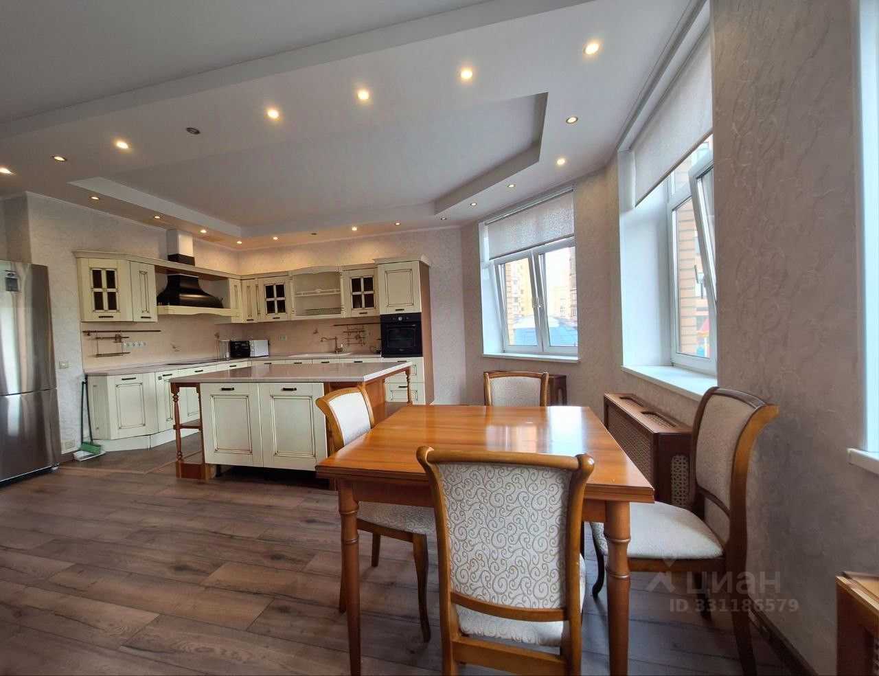 3-комнатная квартира, 120 м²