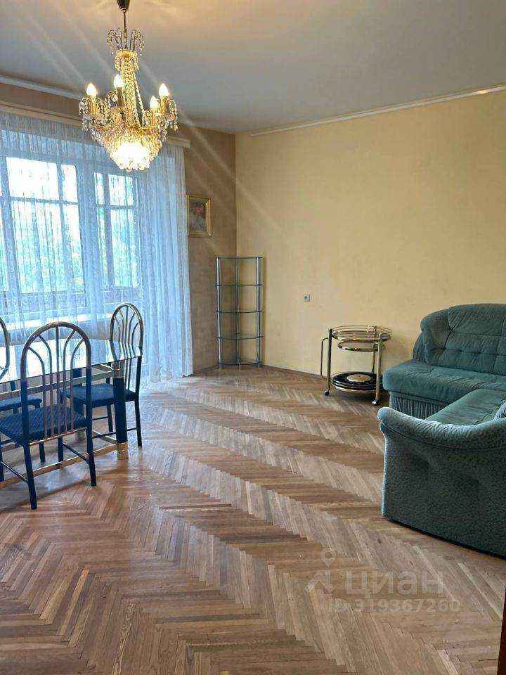2-комнатная квартира, 67,8 м² — фотография 3