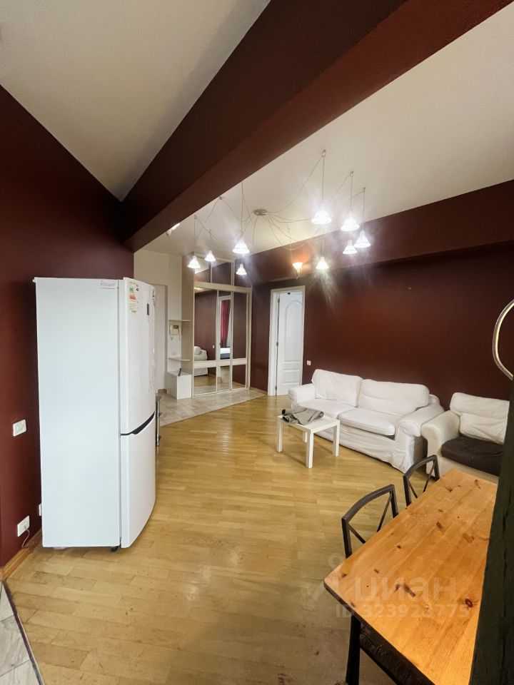 2-комнатная квартира, 55 м² — фотография 2