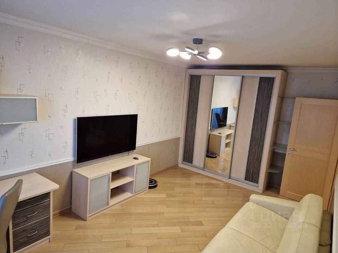2-комнатная квартира, 55 м² — фотография 2