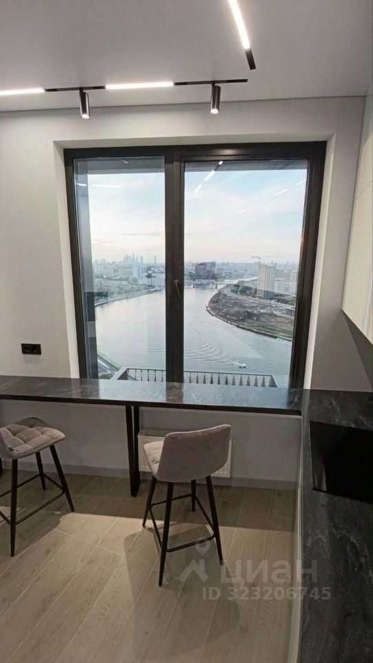 2-комнатная квартира, 70 м² — фотография 2
