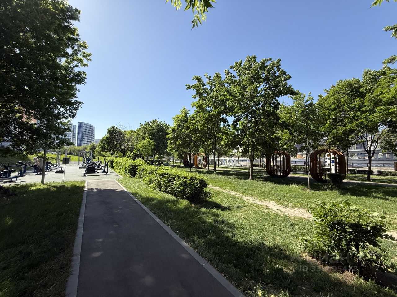2-комнатная квартира, 70,3 м² — фотография 3