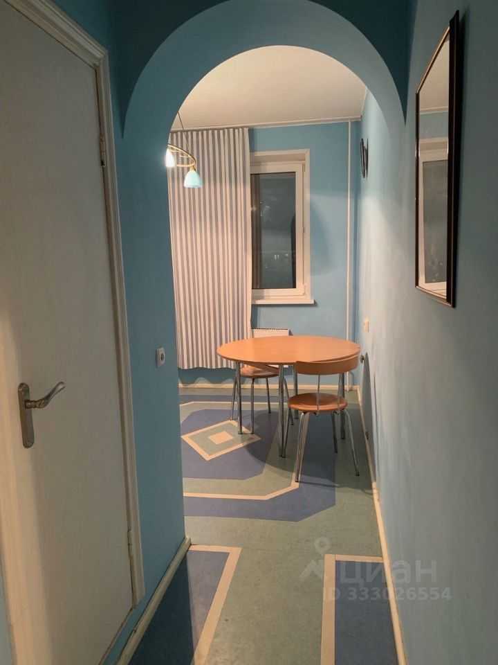 2-комнатная квартира, 55 м² — фотография 2