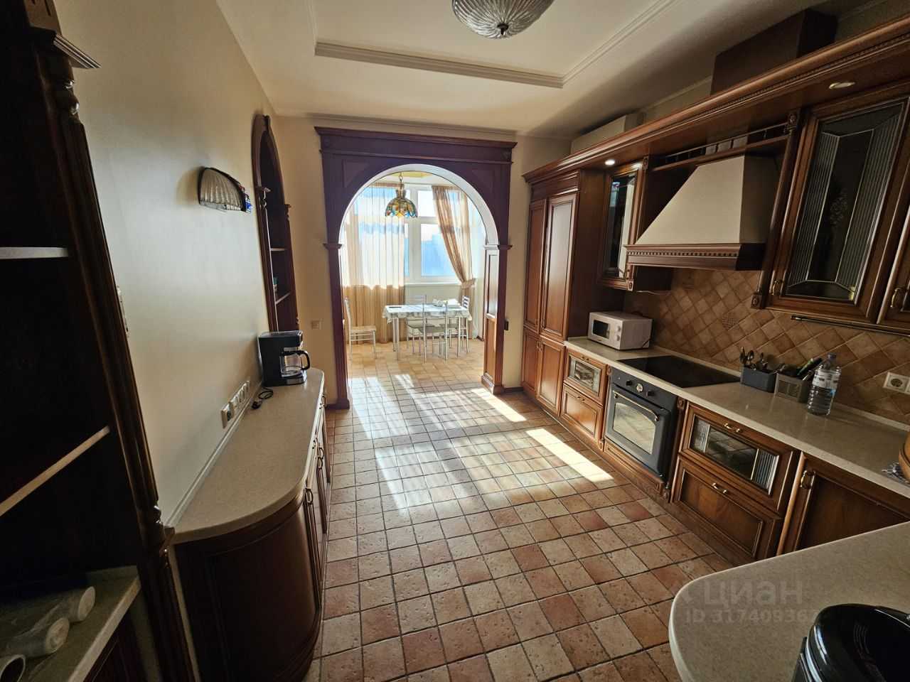4-комнатная квартира, 155 м² — фотография 2