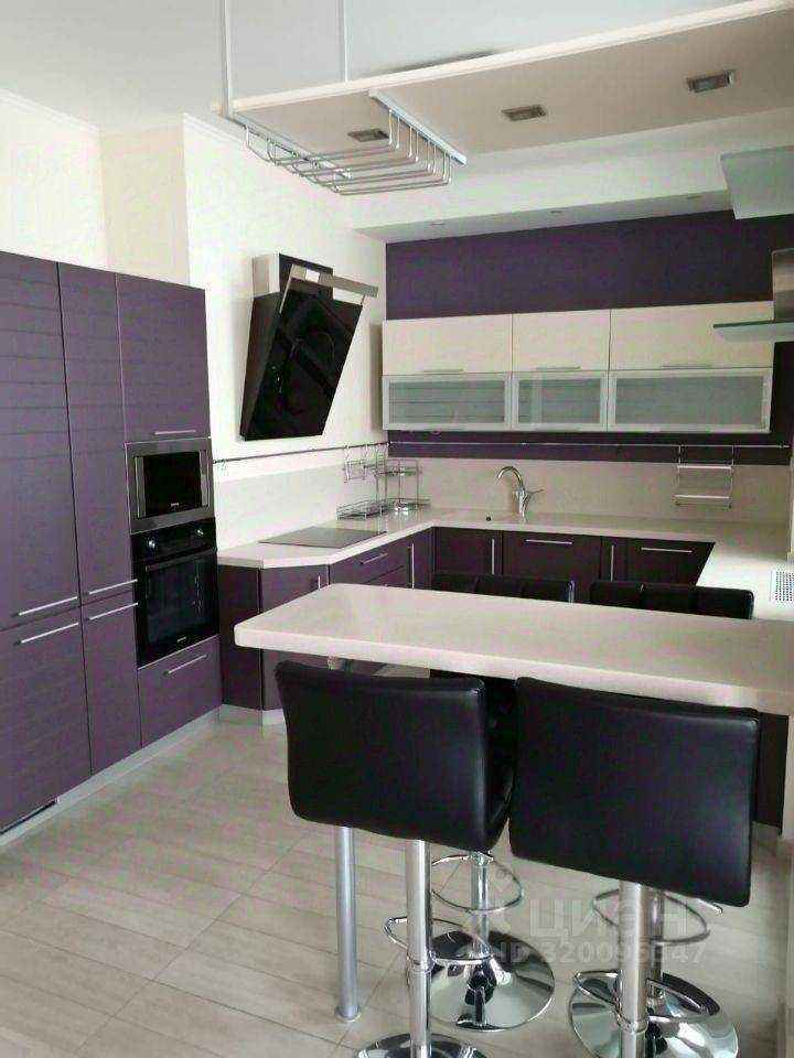 4-комнатная квартира, 140 м² — фотография 2