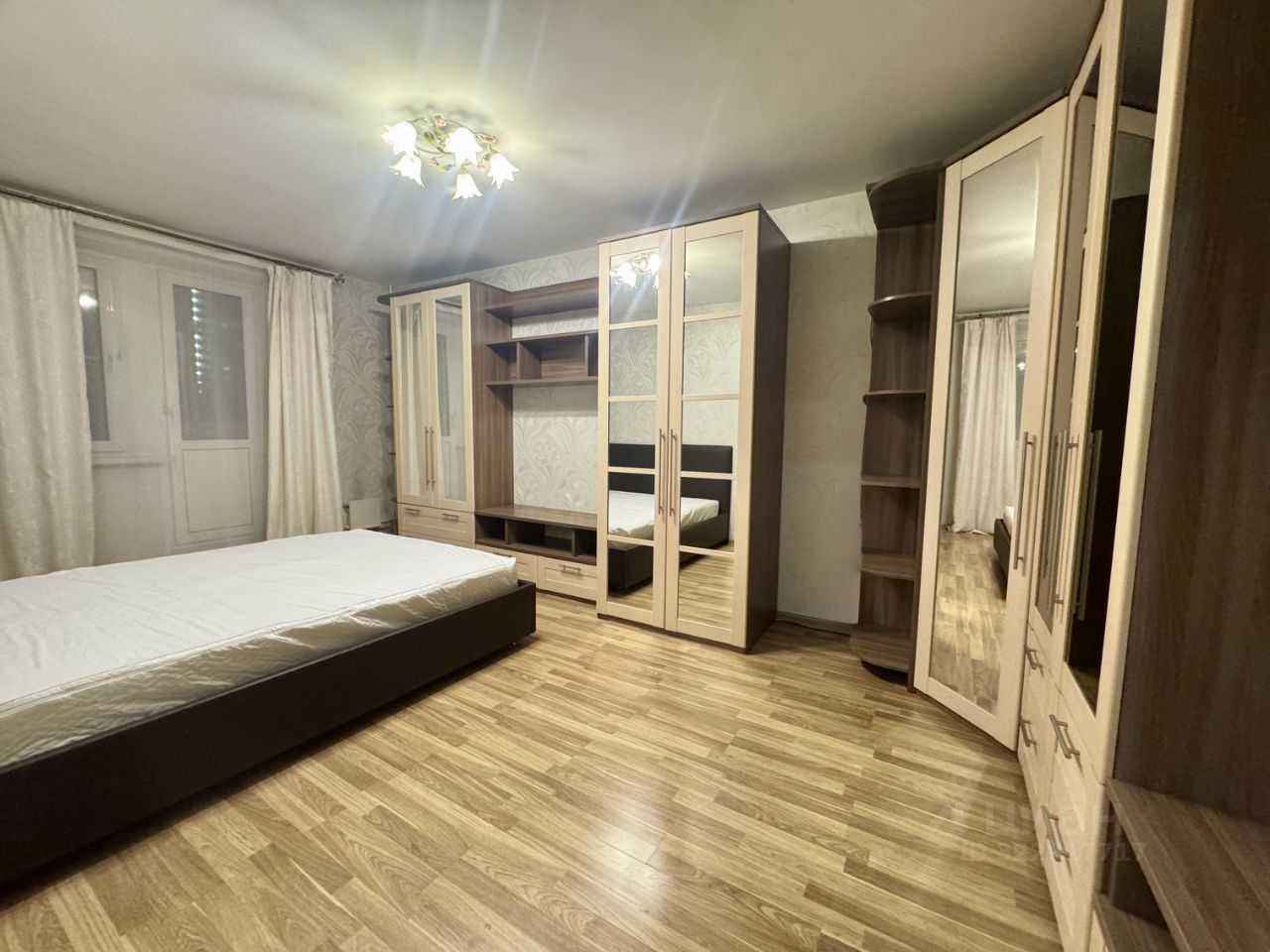 2-комнатная квартира, 55 м² — фотография 3