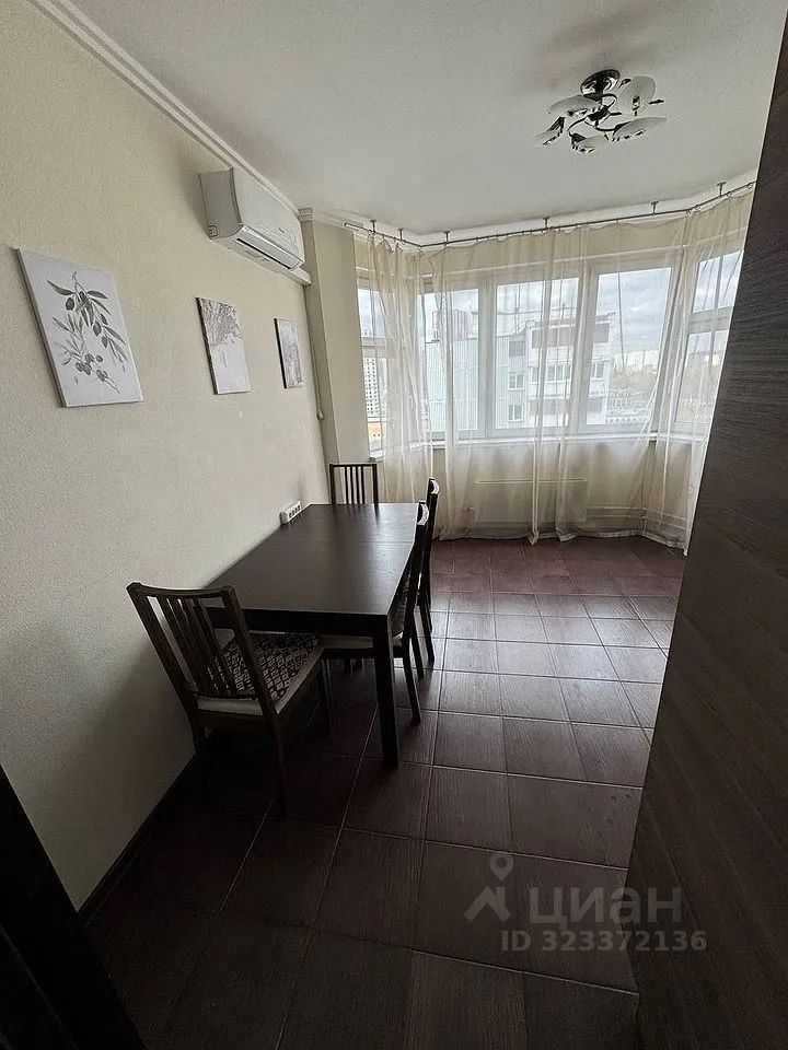 2-комнатная квартира, 64 м² — фотография 3
