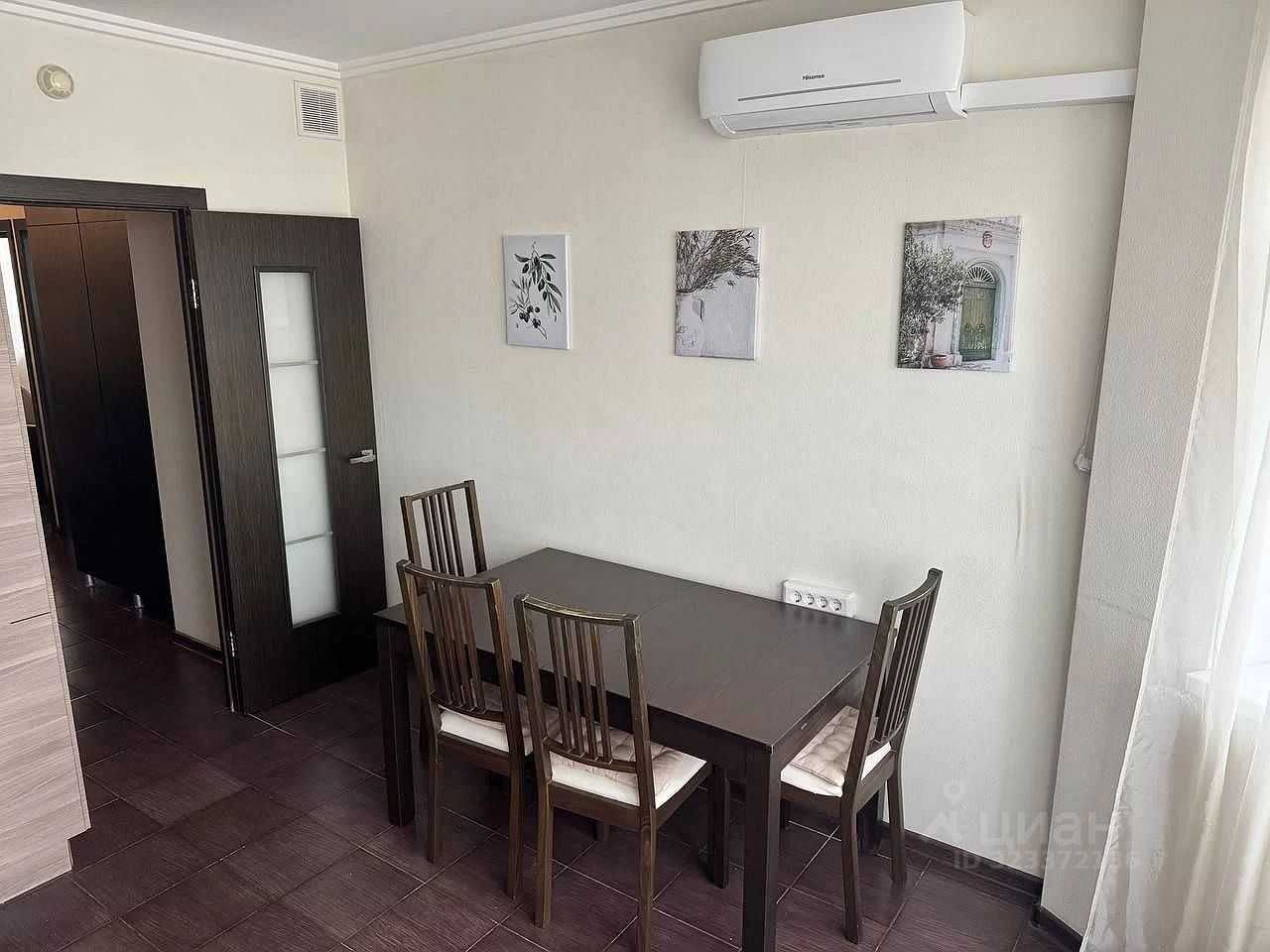 2-комнатная квартира, 64 м² — фотография 2