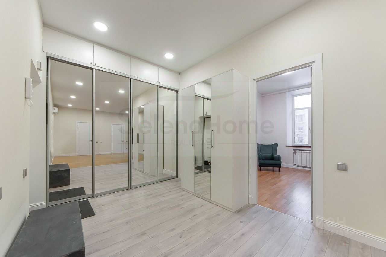 4-комнатная квартира, 112 м² — фотография 3
