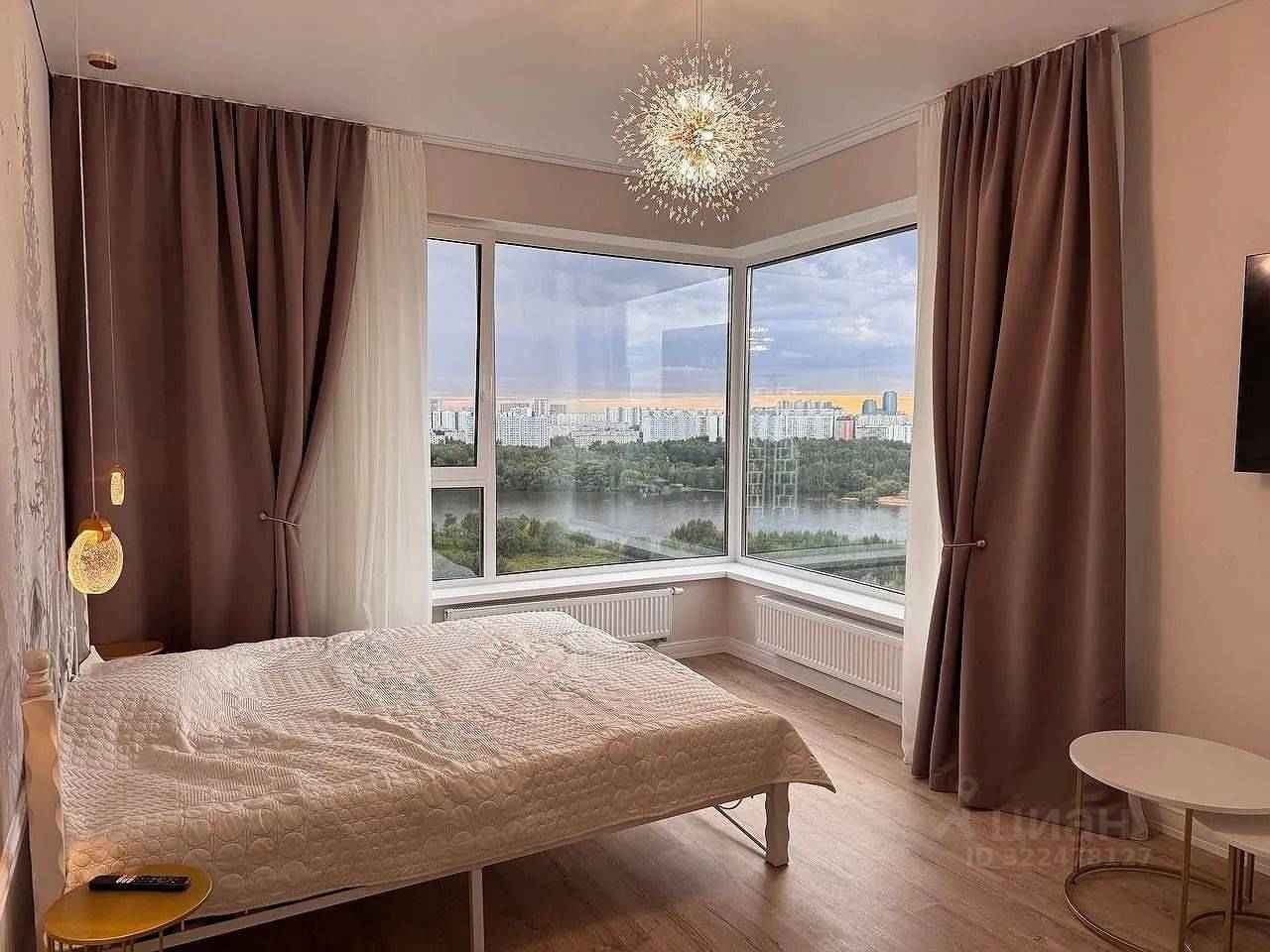 2-комнатная квартира, 76 м² — фотография 3