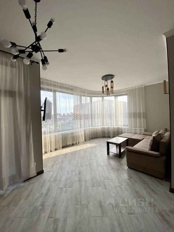 2-комнатная квартира, 58 м² — фотография 2