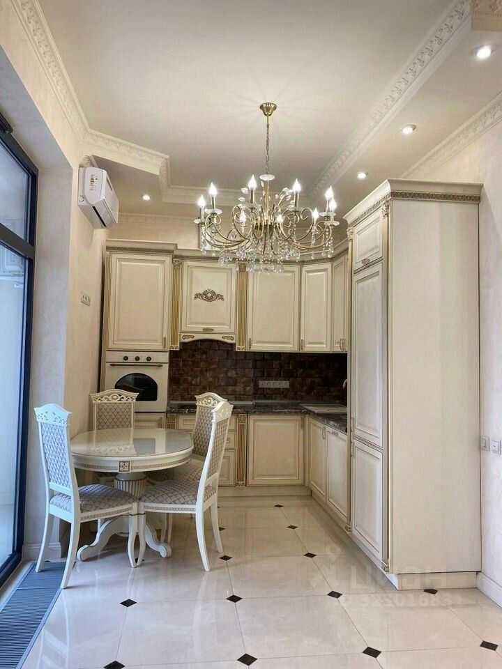 1-комнатная квартира, 42 м²