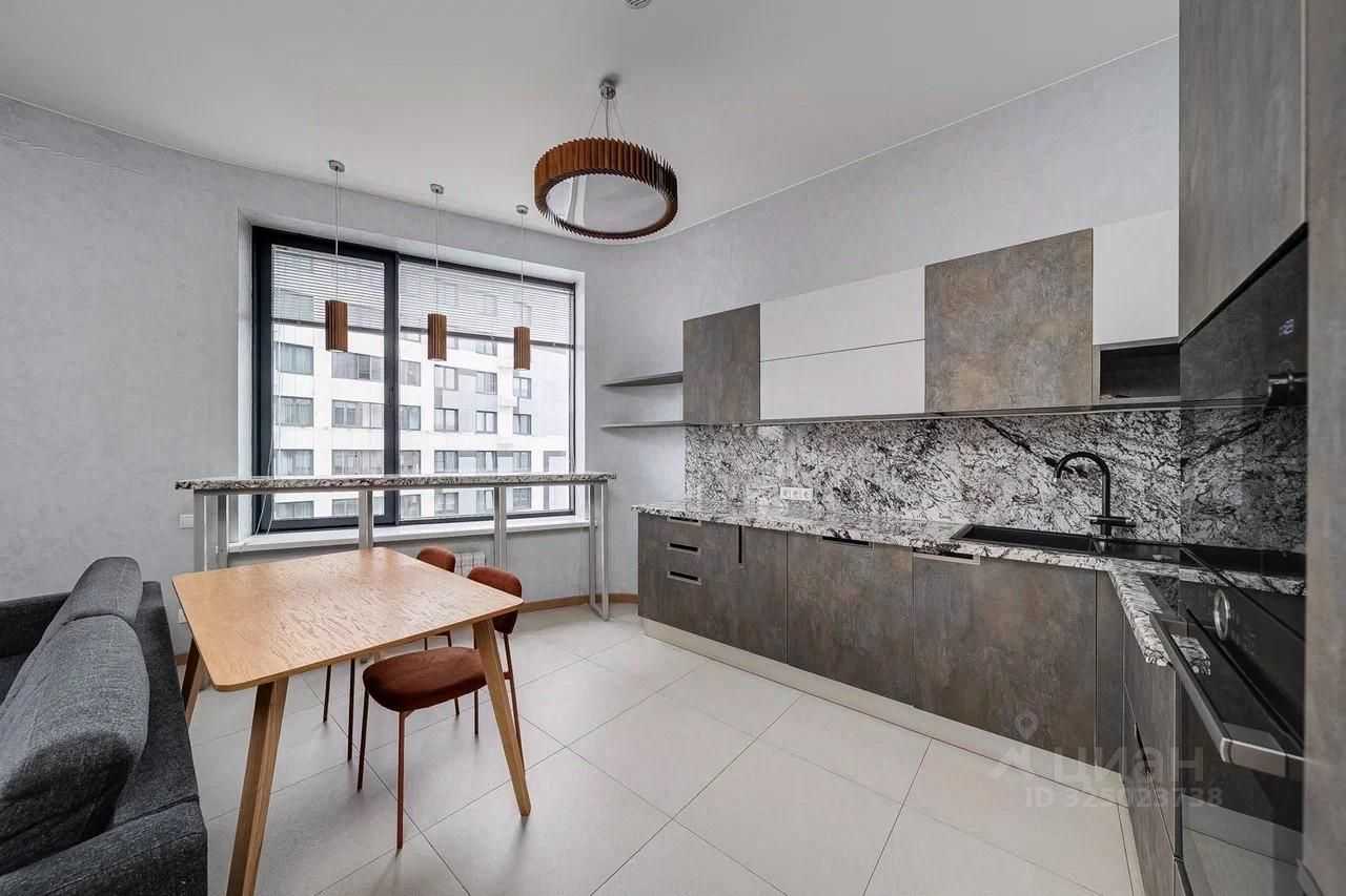 2-комнатная квартира, 70 м² — фотография 2