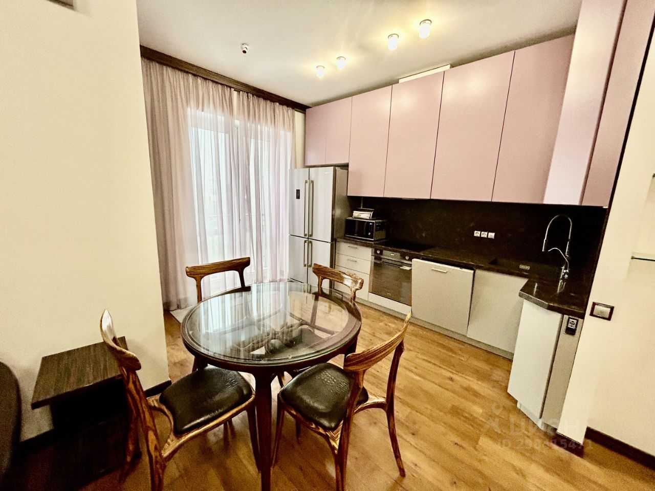 3-комнатная квартира, 80 м² — фотография 2