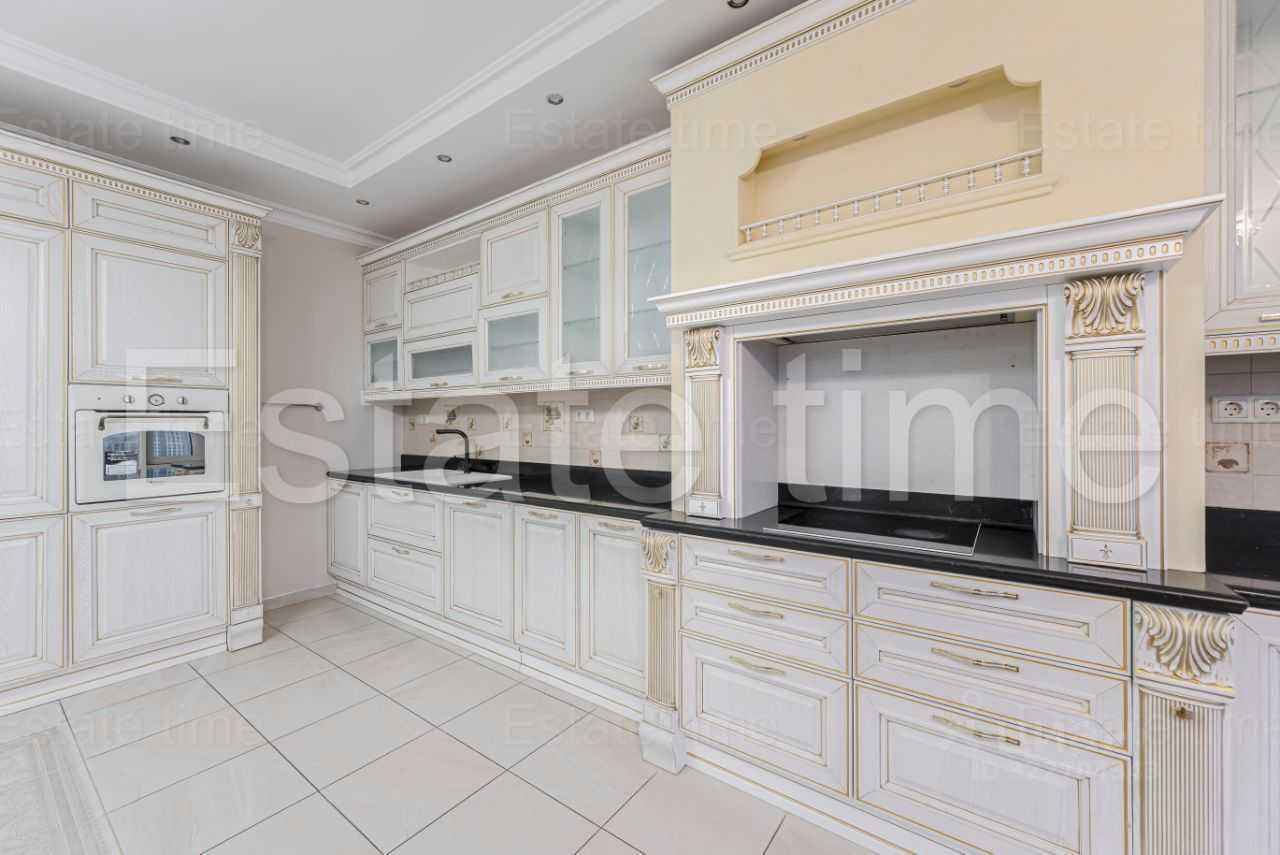 4-комнатная квартира, 253 м² — фотография 3