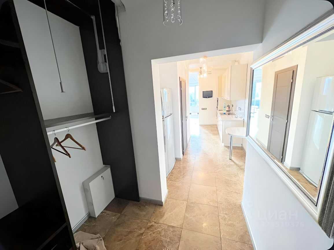 1-комнатная квартира, 90 м² — фотография 3