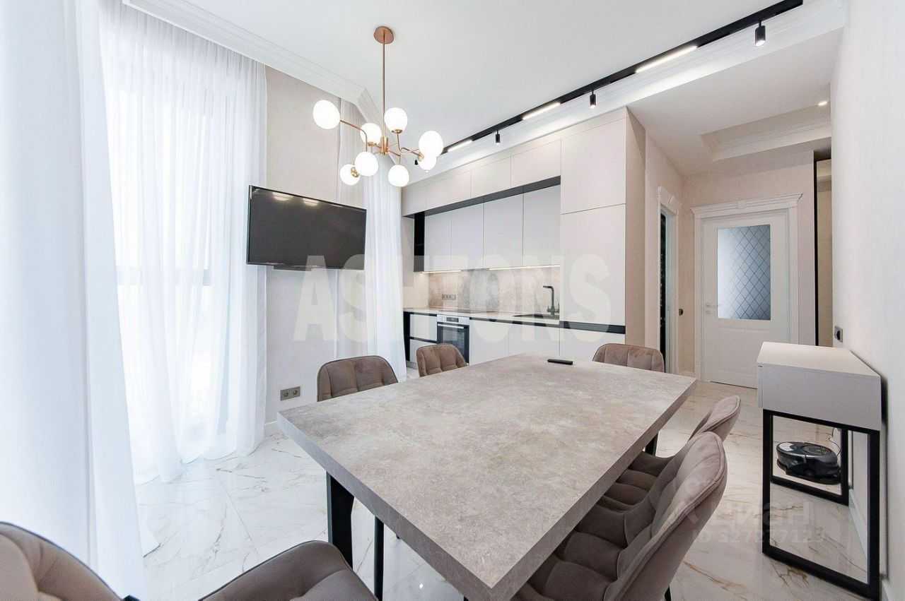 4-комнатная квартира, 95 м² — фотография 2