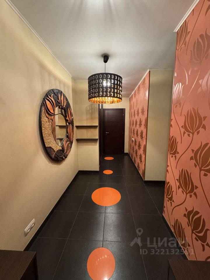 4-комнатная квартира, 137 м² — фотография 2