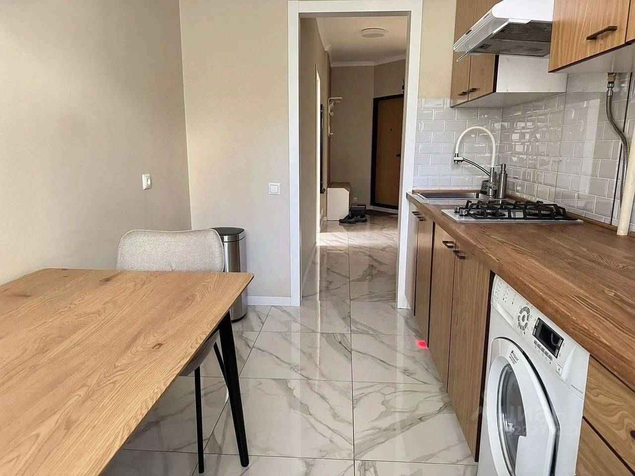 2-комнатная квартира, 52 м² — фотография 2