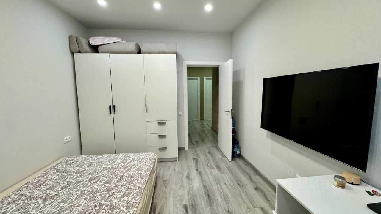 2-комнатная квартира, 63 м² — фотография 2
