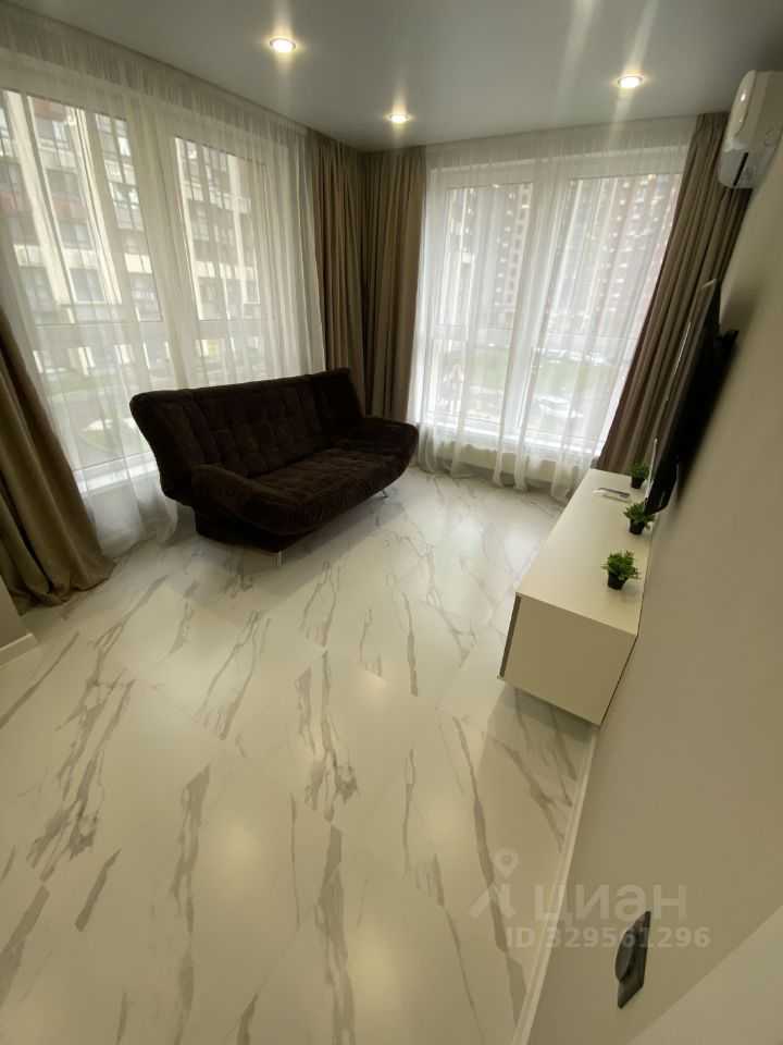 1-комнатная квартира, 50 м² — фотография 2