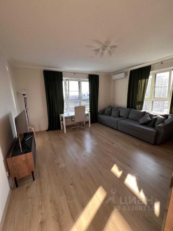 2-комнатная квартира, 65 м² — фотография 2