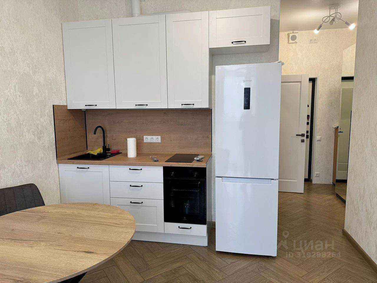 1-комнатная квартира, 37 м² — фотография 2