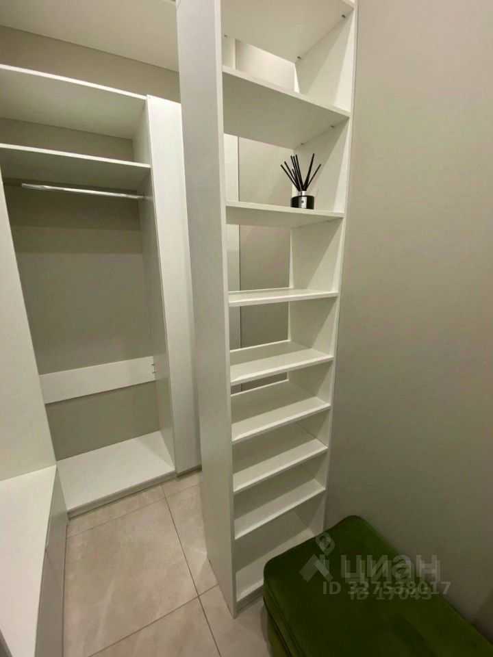 2-комнатная квартира, 77 м² — фотография 2