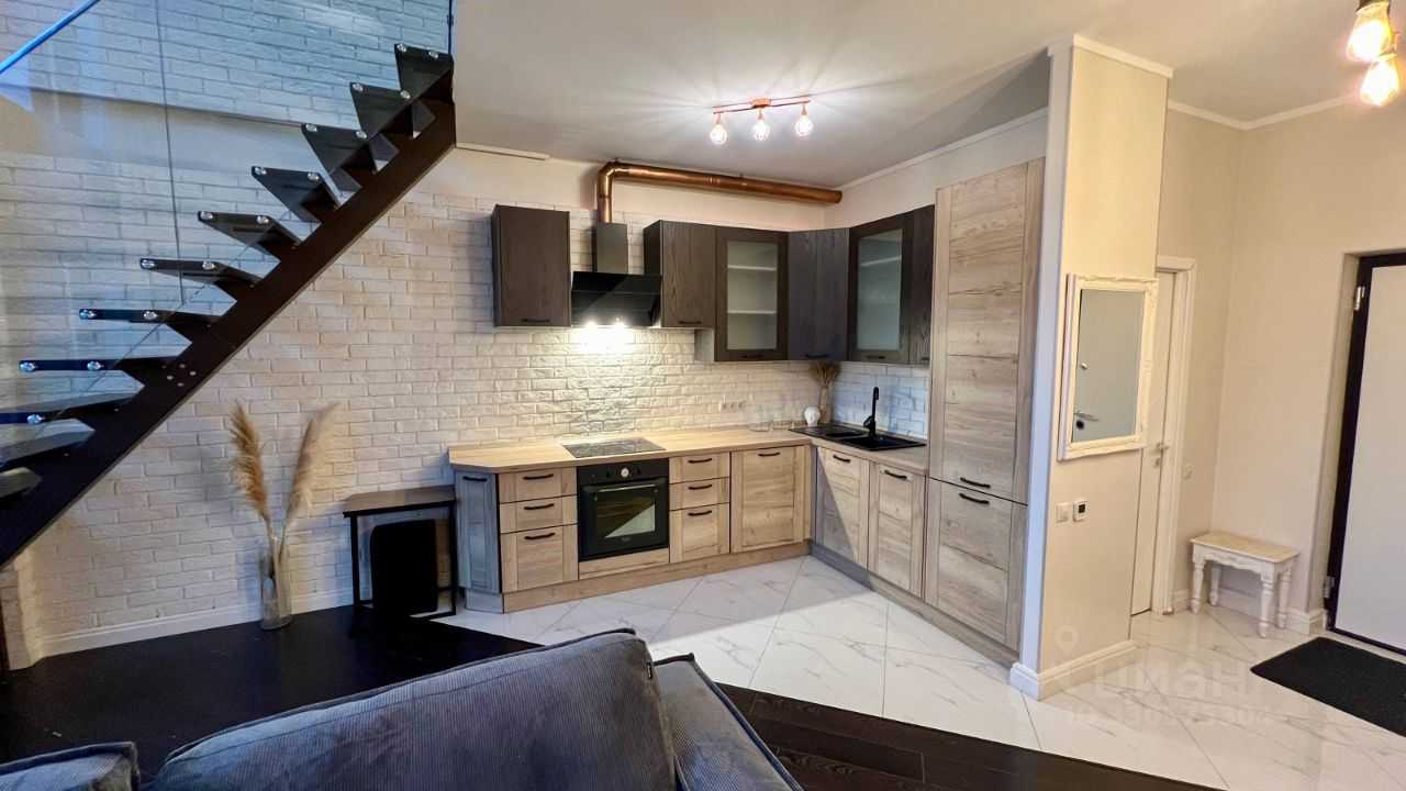 2-комнатная квартира, 70 м² — фотография 3