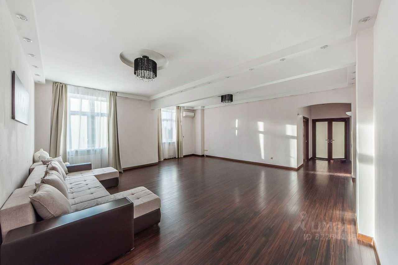 3-комнатная квартира, 120 м² — фотография 3