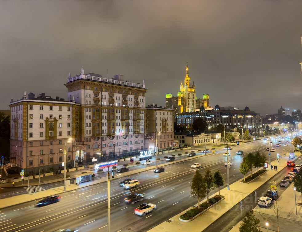 2-комнатная квартира, 66 м² — фотография 2