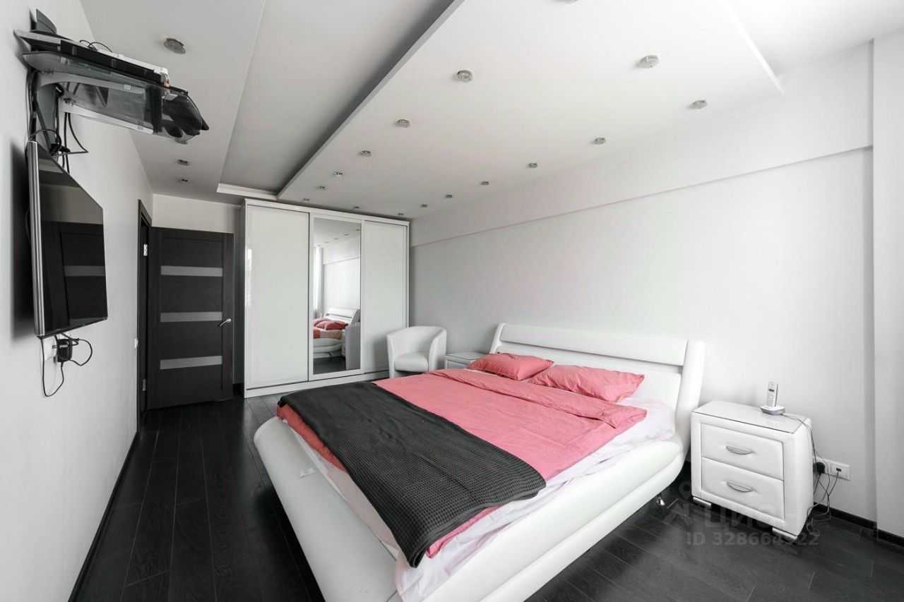 2-комнатная квартира, 55 м² — фотография 3