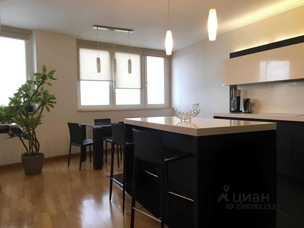 4-комнатная квартира, 155 м² — фотография 3