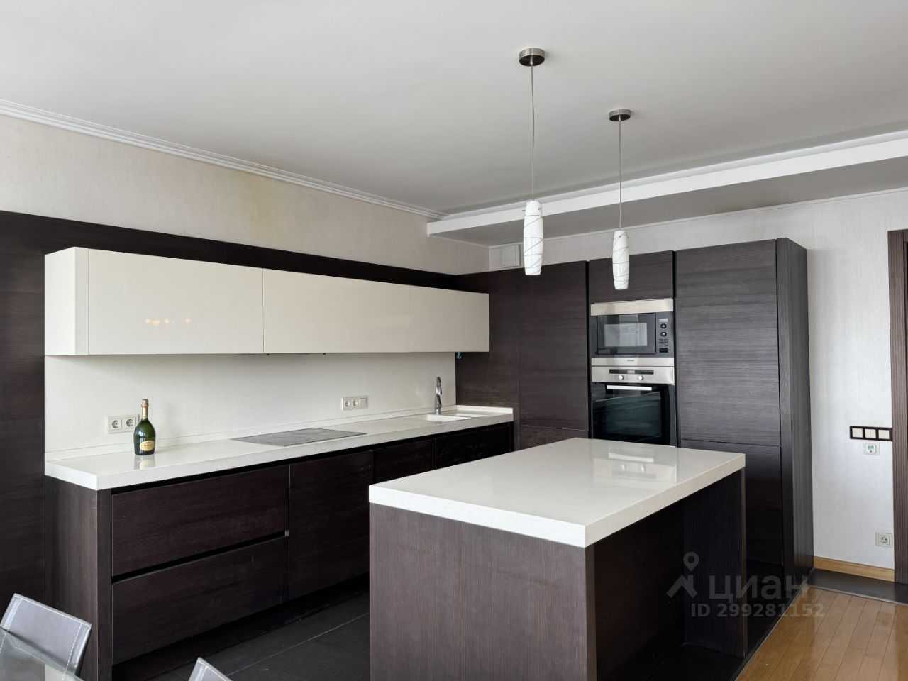 4-комнатная квартира, 155 м² — фотография 2
