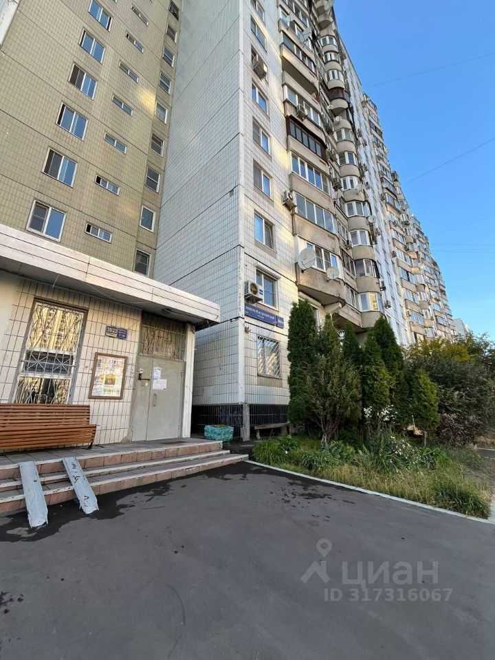 4-комнатная квартира, 111 м² — фотография 3