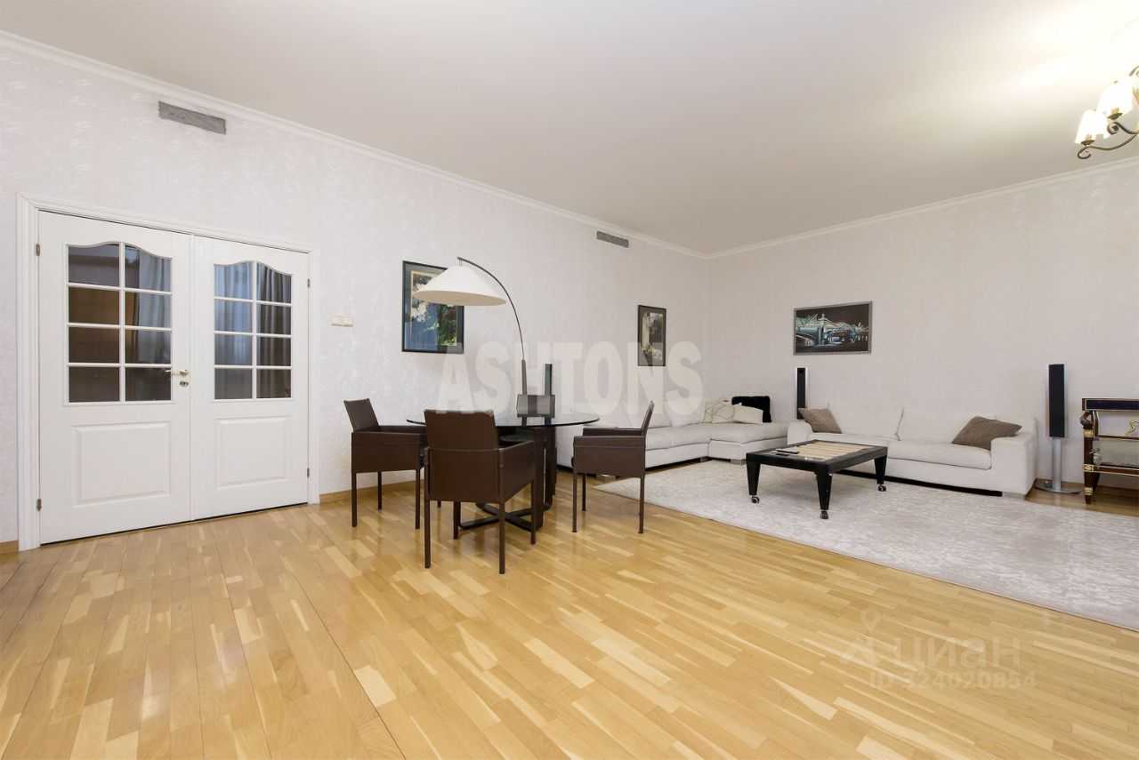 2-комнатная квартира, 144 м²