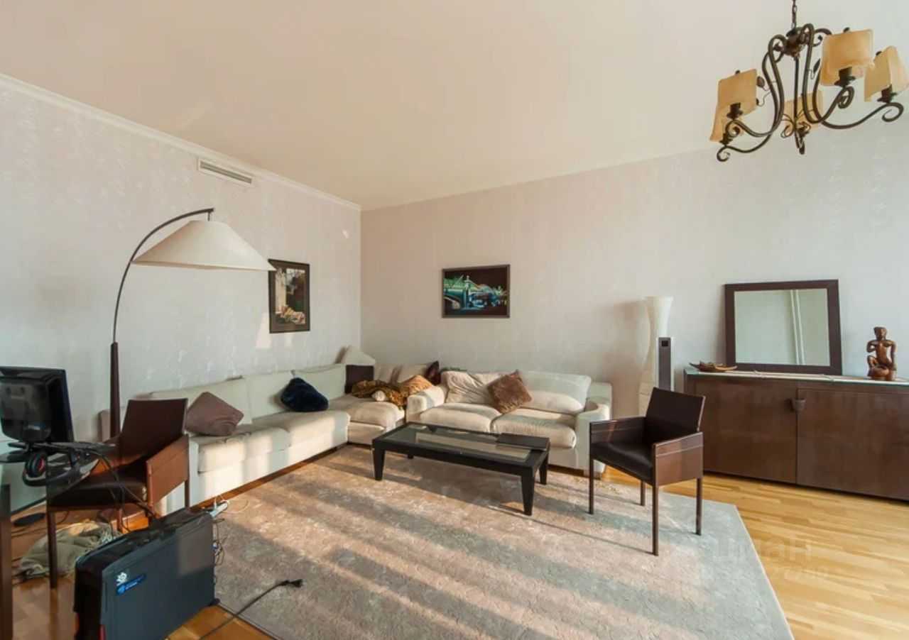2-комнатная квартира, 144 м² — фотография 3