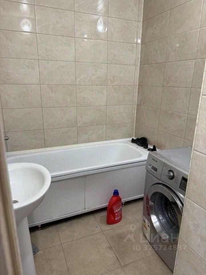 2-комнатная квартира, 70 м² — фотография 2