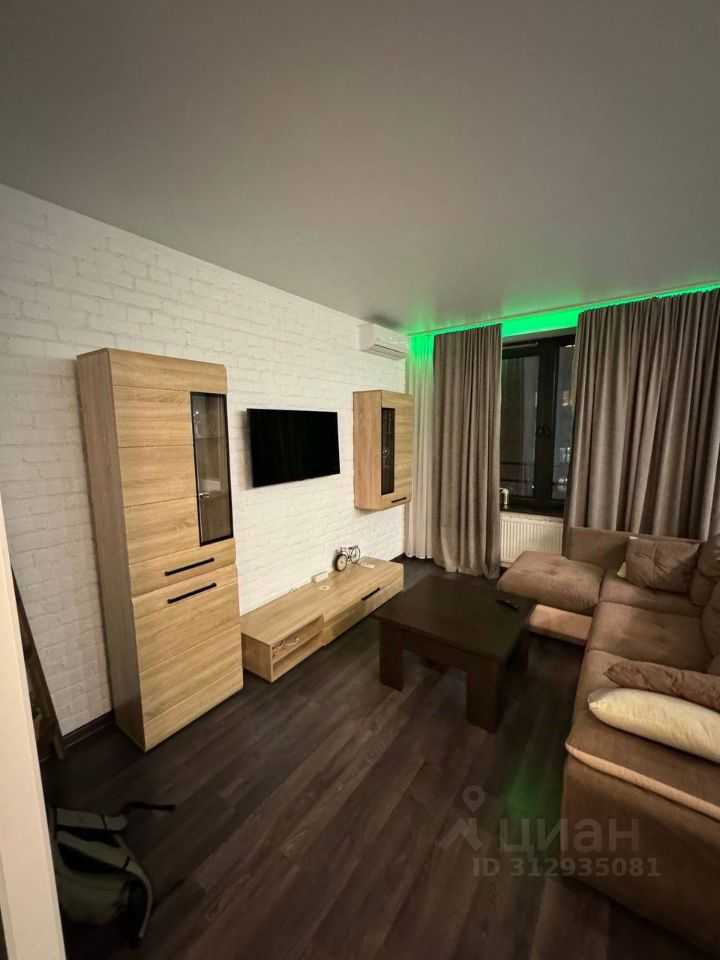 2-комнатная квартира, 57 м² — фотография 3