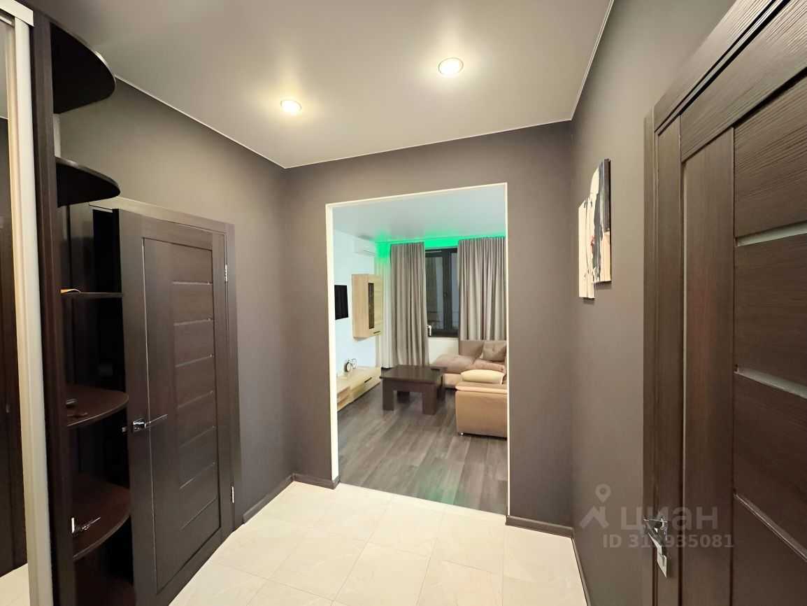 2-комнатная квартира, 57 м² — фотография 2