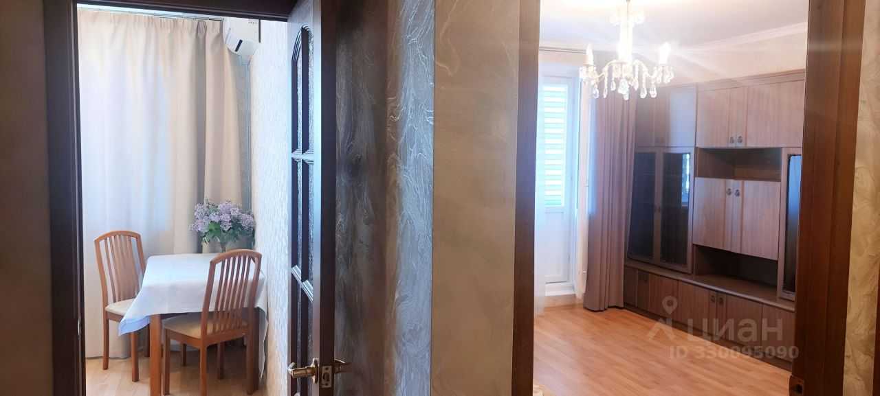 1-комнатная квартира, 38 м² — фотография 2