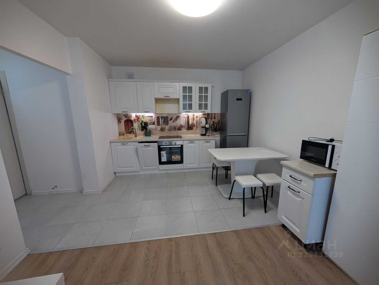 2-комнатная квартира, 56 м² — фотография 2
