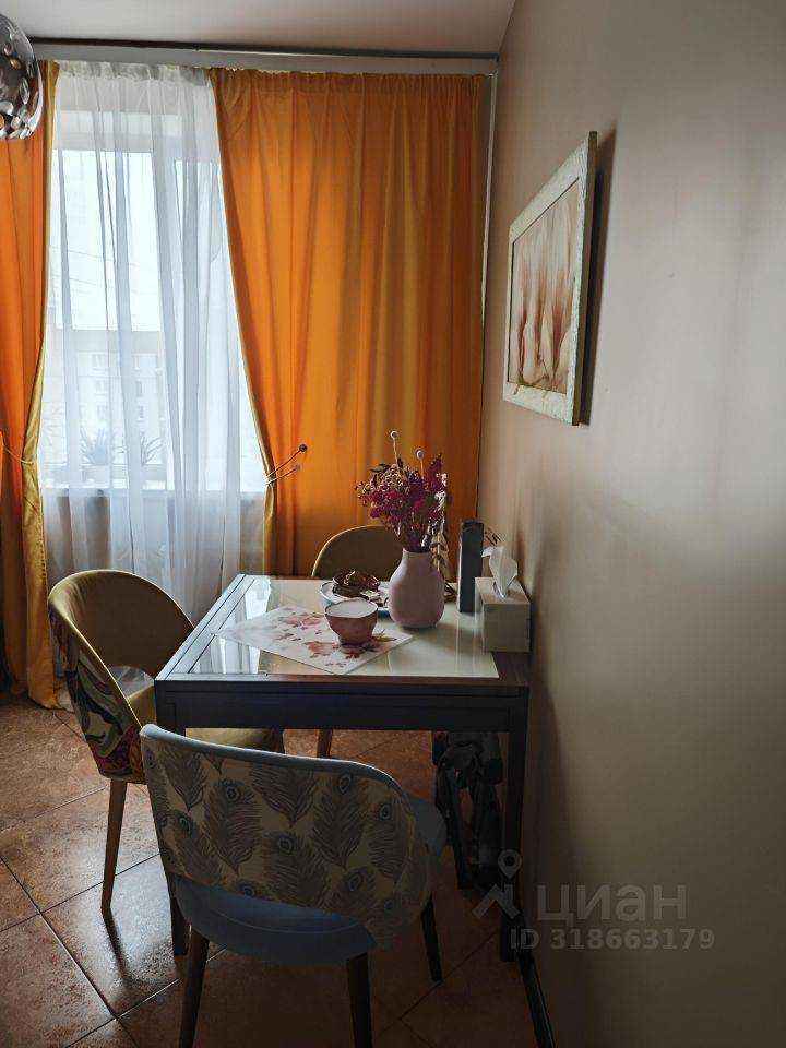 2-комнатная квартира, 52 м² — фотография 2