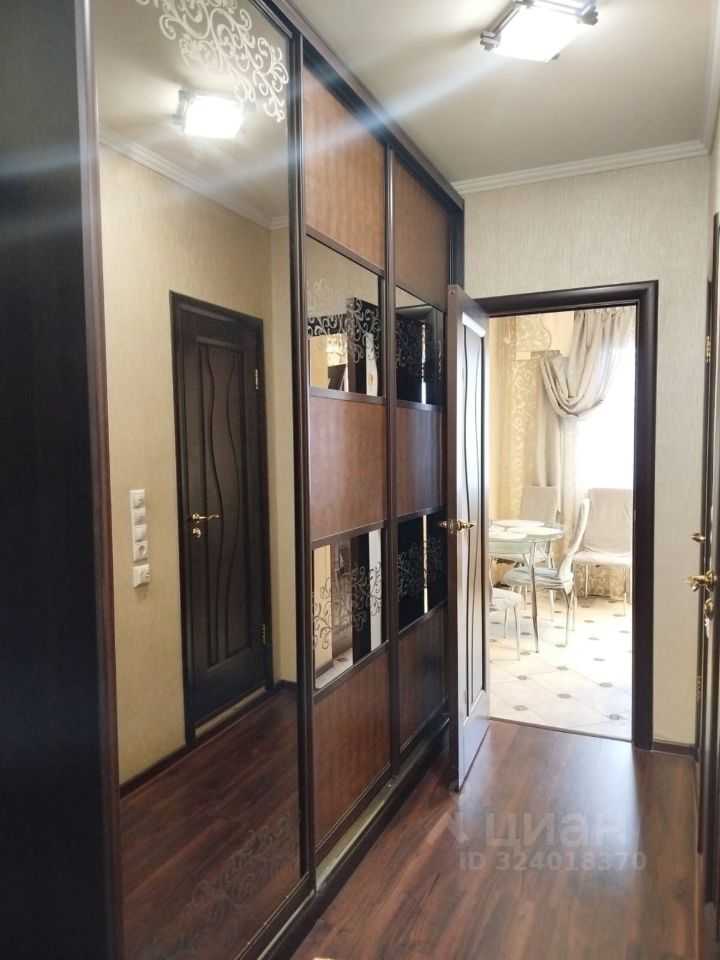 2-комнатная квартира, 67 м² — фотография 2