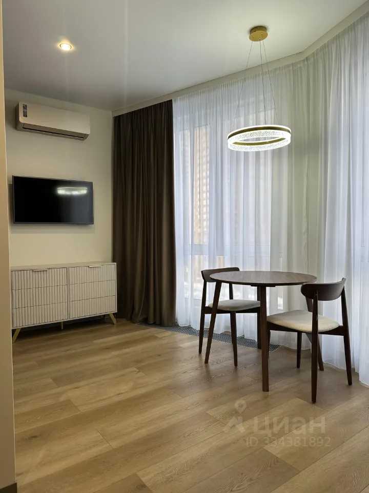 1-комнатная квартира, 35 м² — фотография 2
