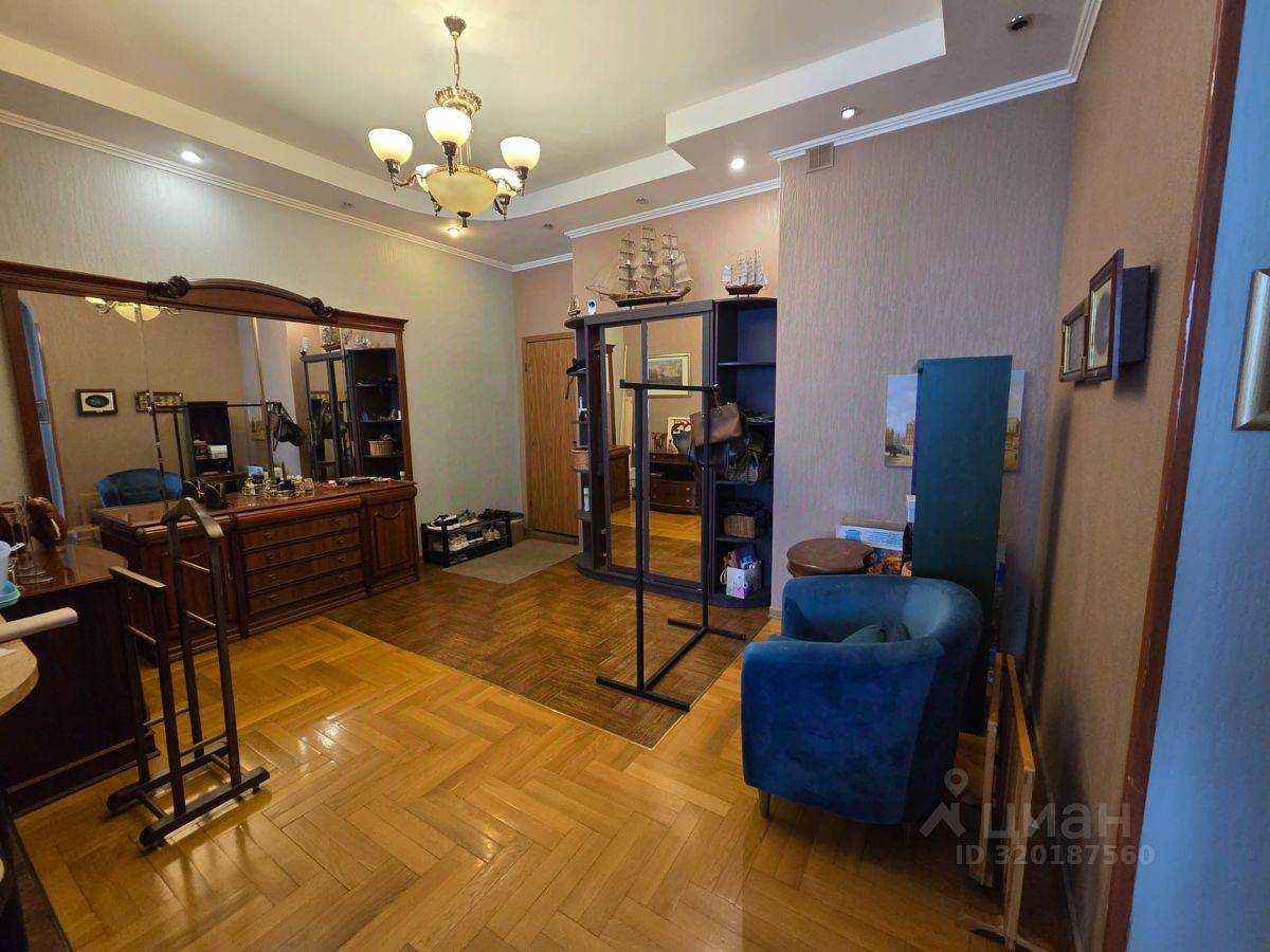 4-комнатная квартира, 104 м² — фотография 3